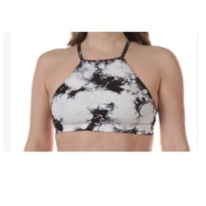 - FORNIA HALTER STYLE SPORT TOP M/L  NWT